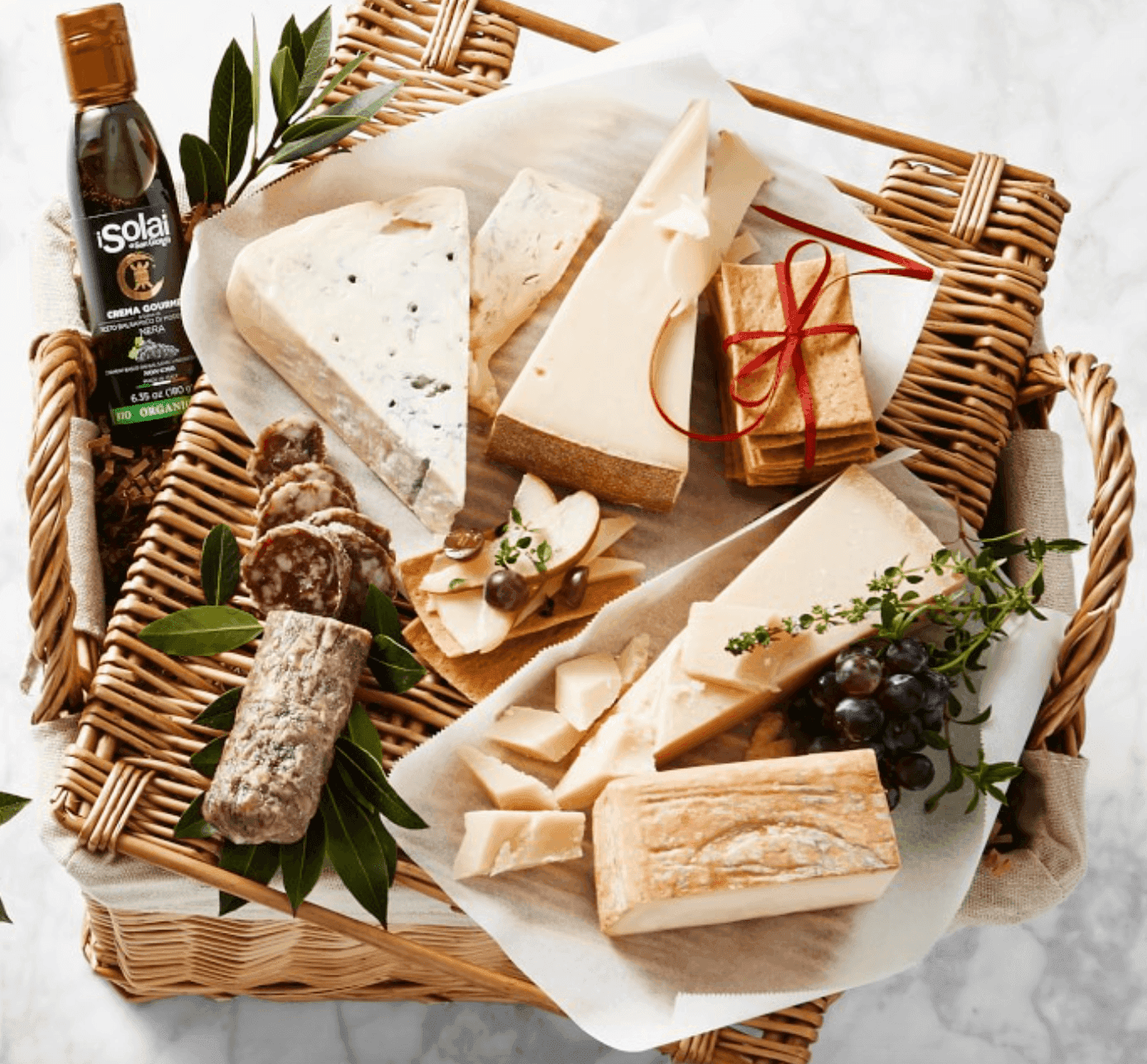 Williams Sonoma holiday basket