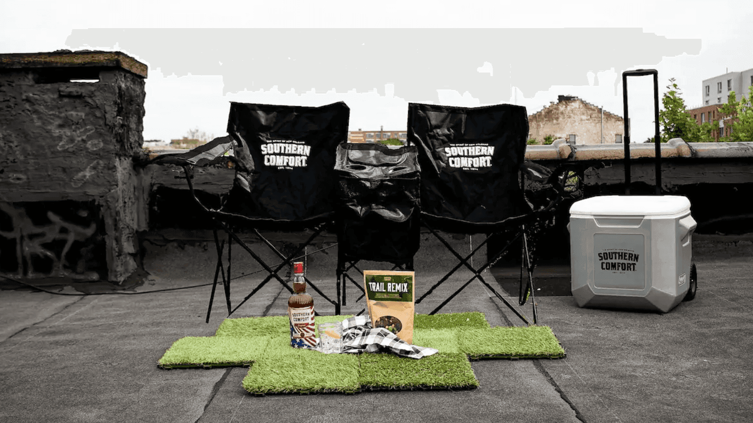 Southern Comfort bring your backyard to any party product package