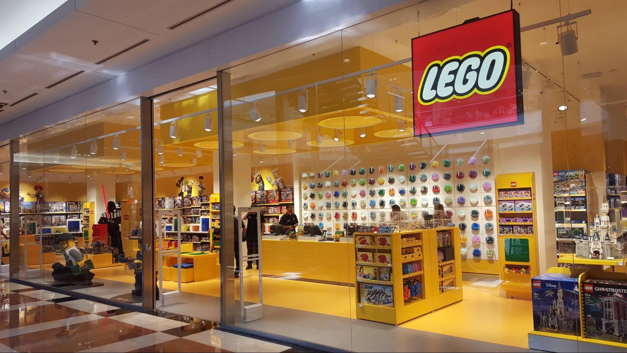 The Lego store with many different displays and lights