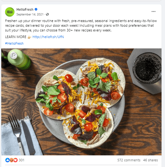 HelloFresh Facebook post linking to recipe cards